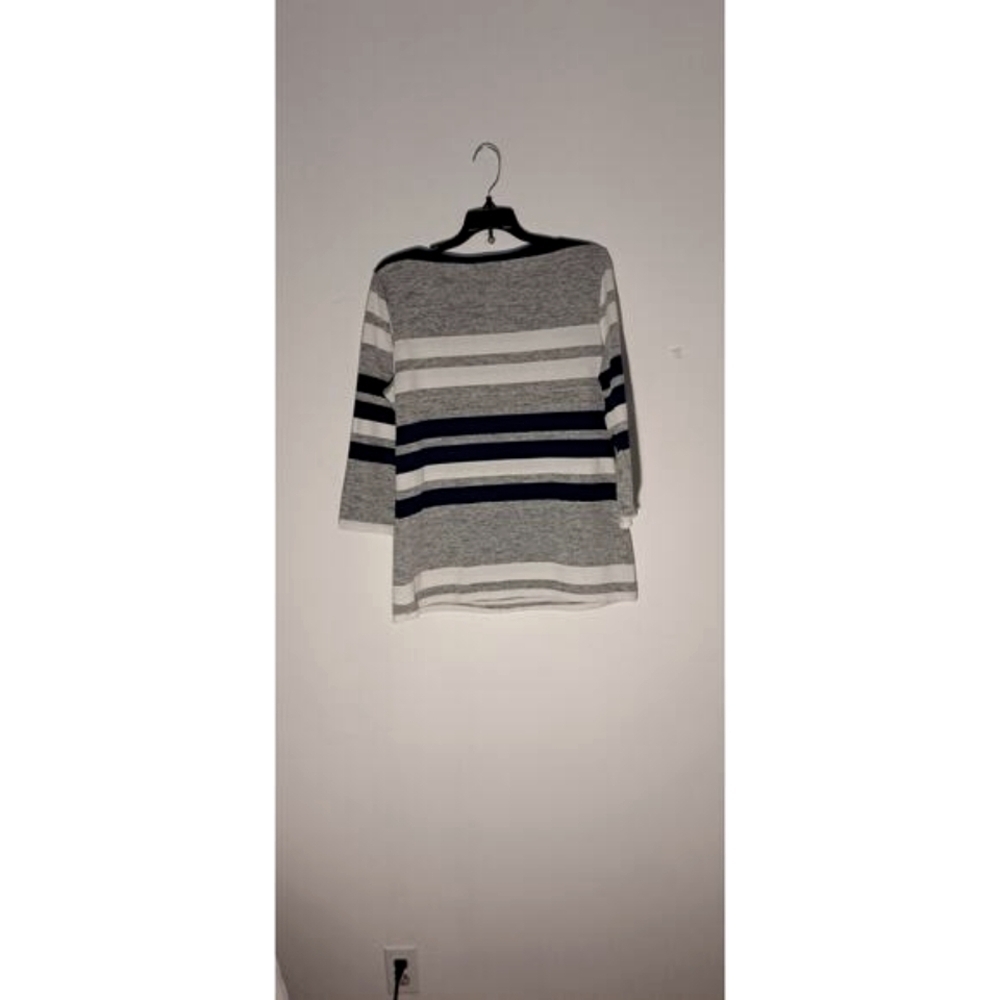 Metaphor Women's XL Light Sweater
